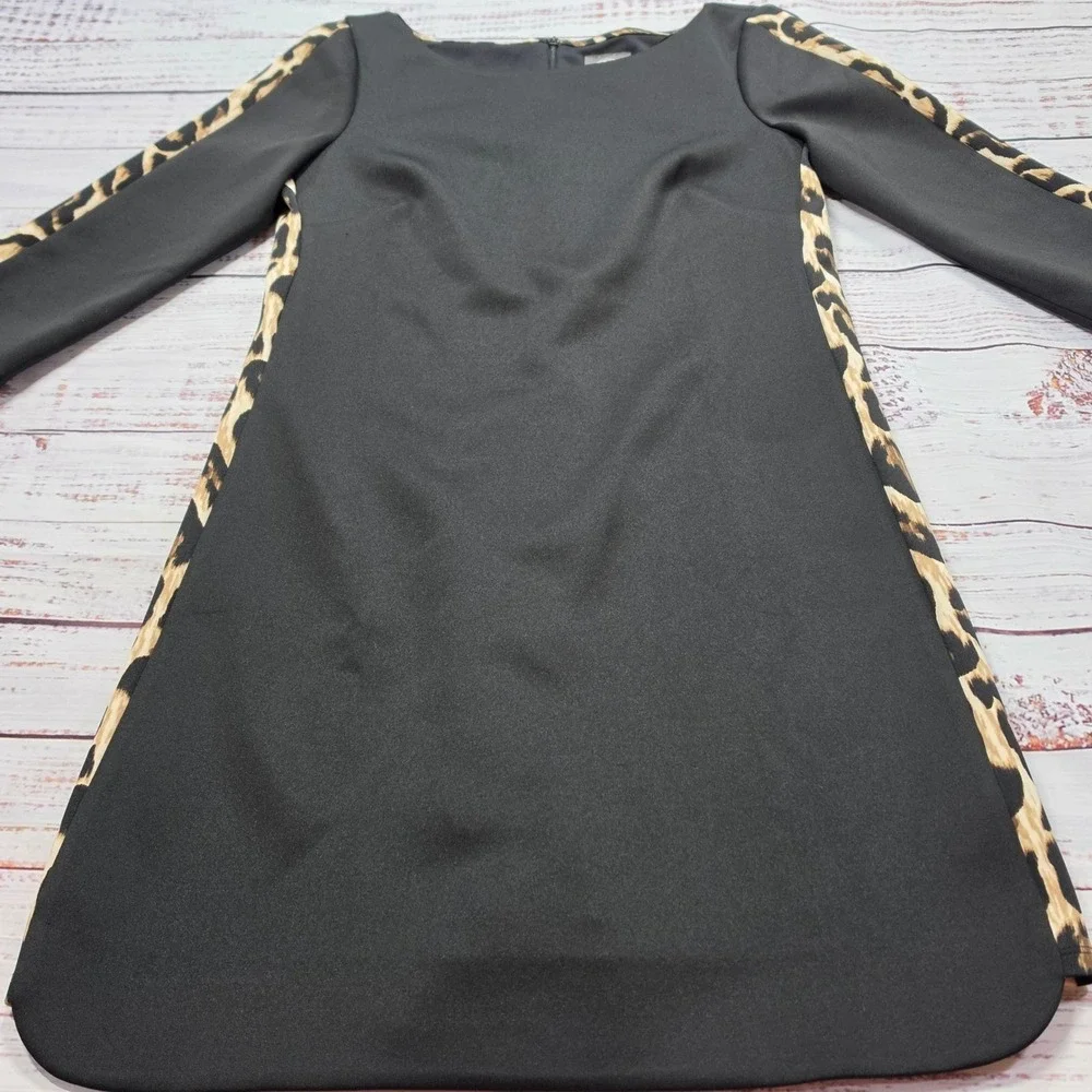 Vince Camuto Sheath Dress Women Size 4 Black Excellent Leopard Print Side Stripe
